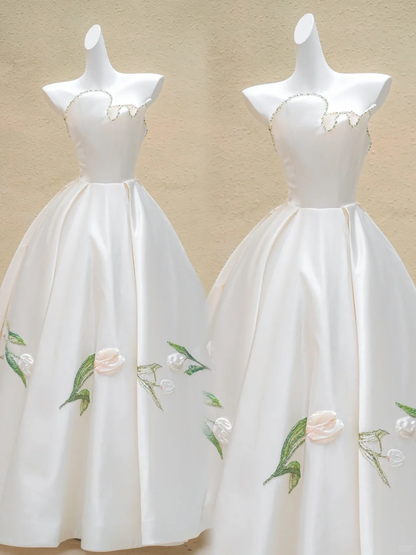 Pretty Wedding Dress Ball Gown Strapless Satin Beads White Long Wedding Dresses Bridal Gowns WD012