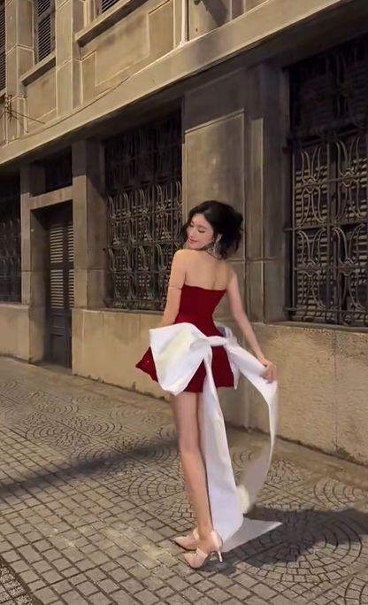 Cute A Line Sweetheart Neck Beaded Red Satin Short Homecoming Dress with White Bow SH5014