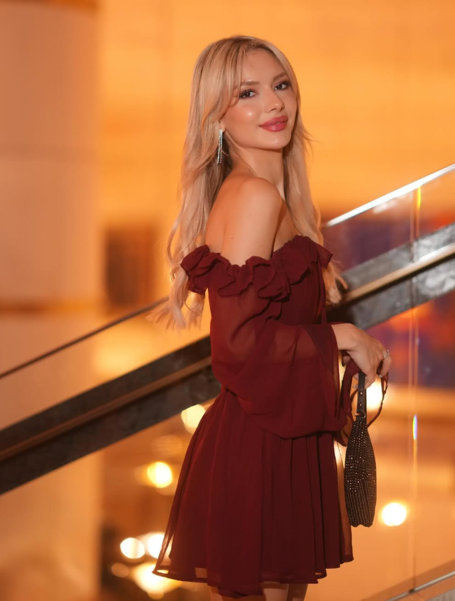 Burgundy  A Line Long Sleeve Chiffon Short Homecoming Dress Cocktail Dress SH3591