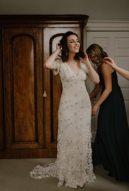 Elegant Sheath V Neck White Lace Long Prom Dress Evening Dress SH2288