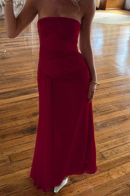 Chic Strapless Sleeveless Long Mermaid Prom Dress With Pleated