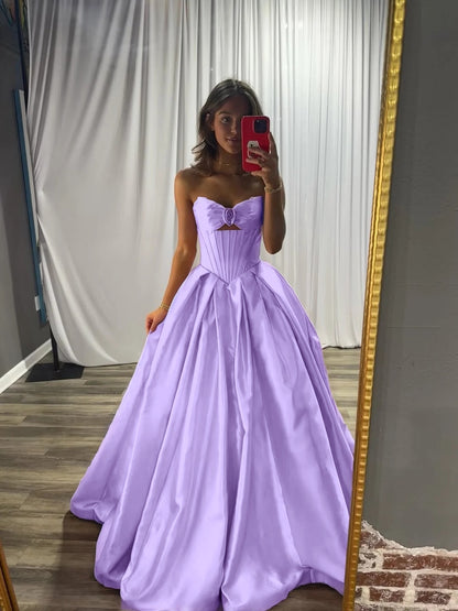 Elegant Sleeveless Strapless A Line Prom Dress With Pleated