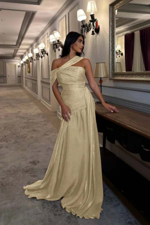 Sleeveless Square One Shoulder Prom Dress With Pleated