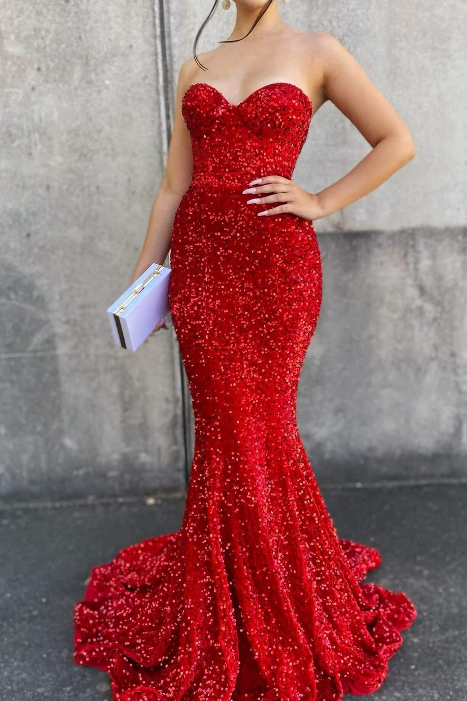 Red Sweetheart Mermaid Prom Dress With Sequins