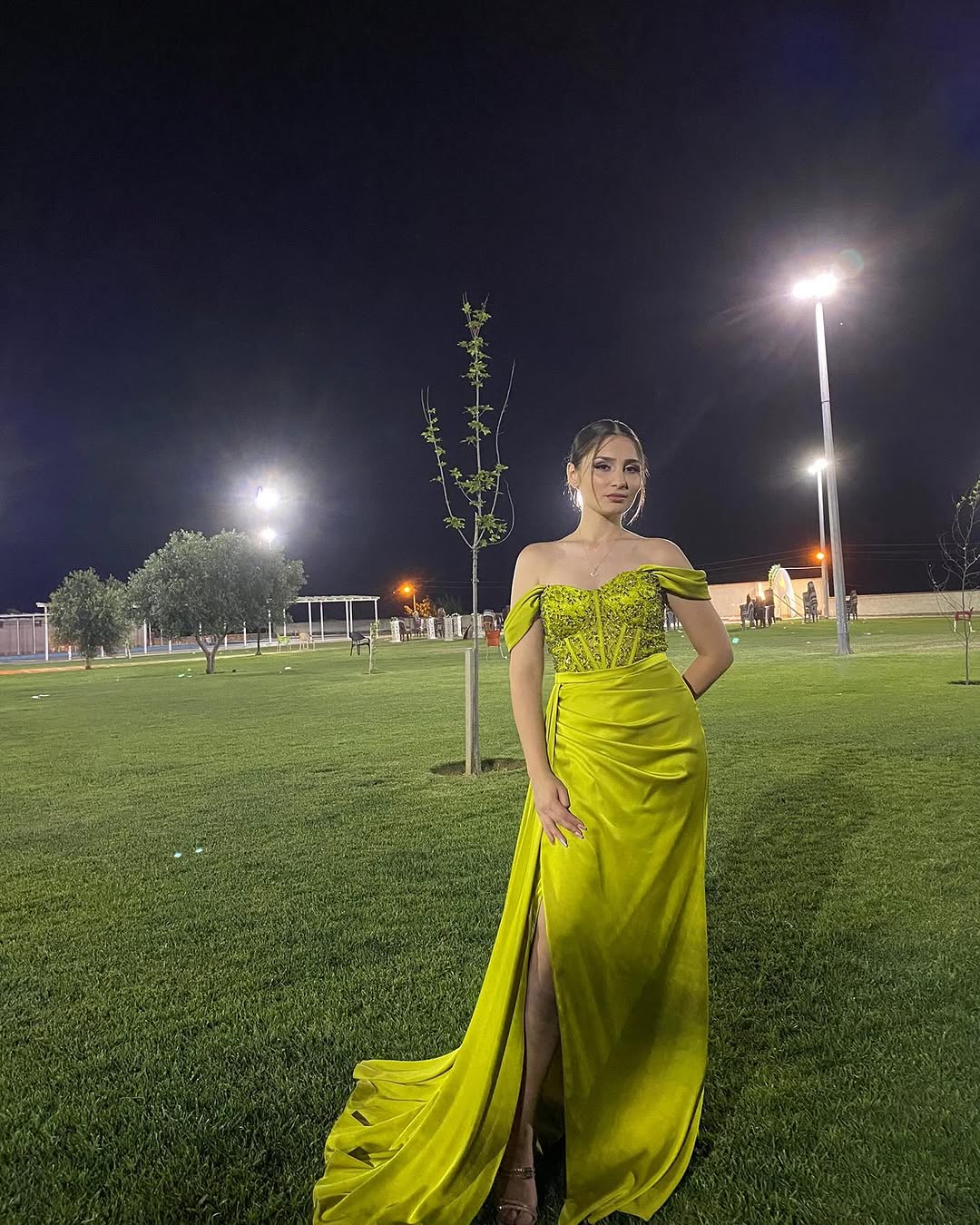 Sleeveless Strapless Off-Shoulders Sweetheart Beads Prom Dress