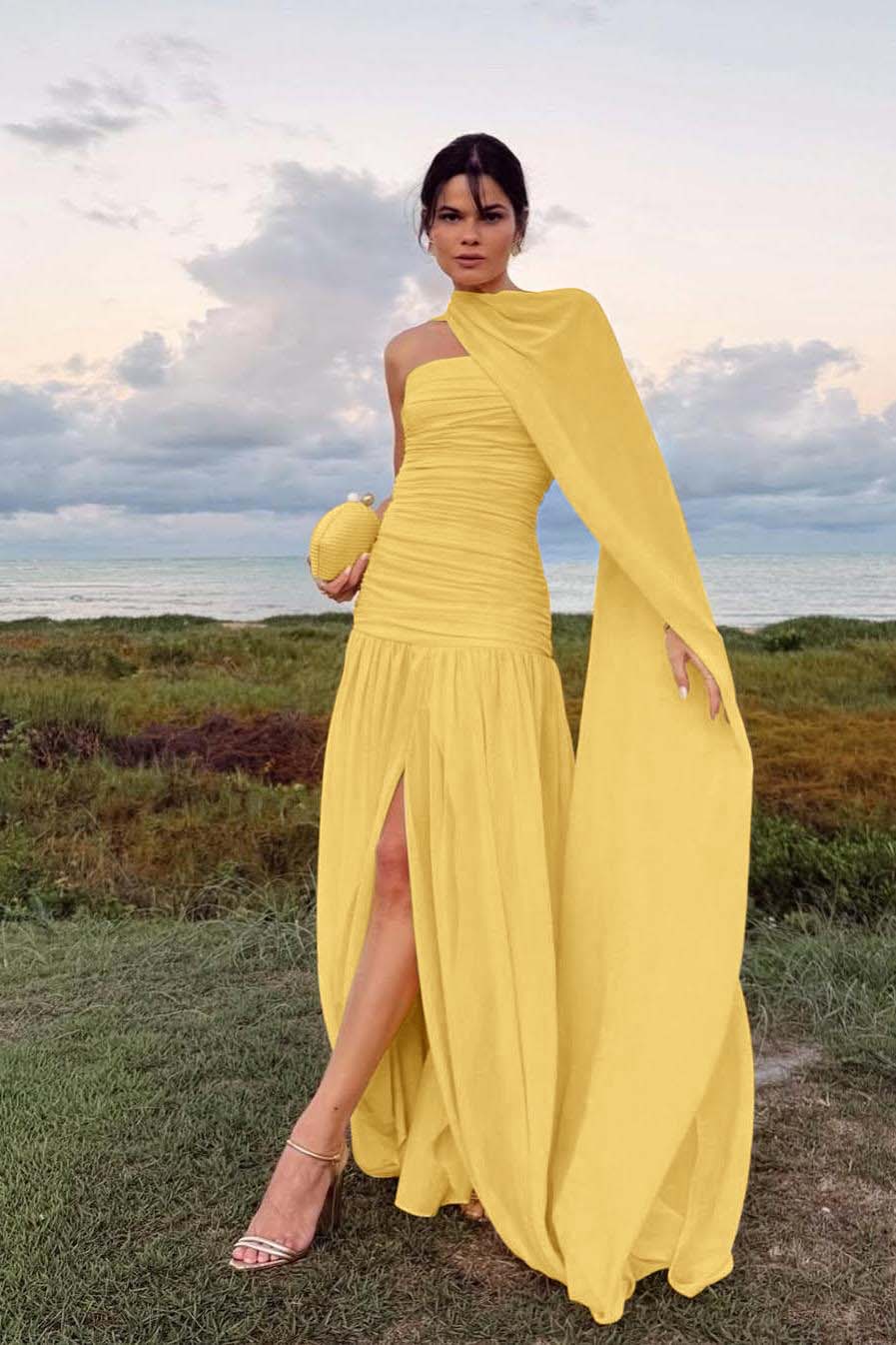 Elegant Daffodil Chiffon Strapless Sleeveless Split Prom Dress with Scarf