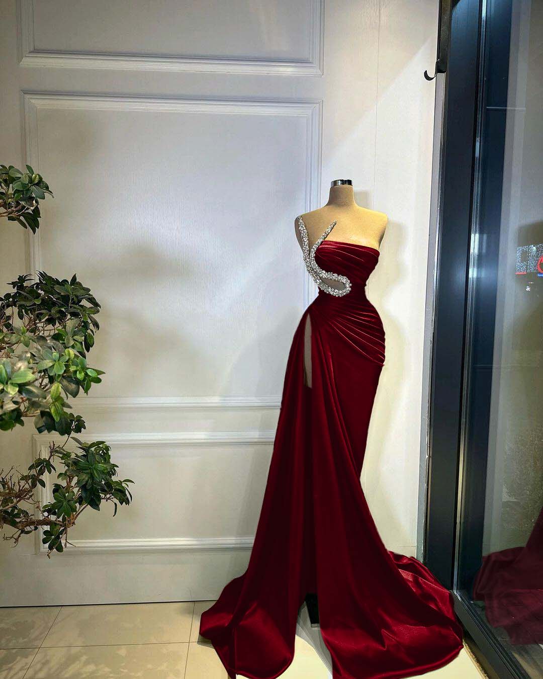 Green Strapless Pleated Long Beaded High Split Prom Dress