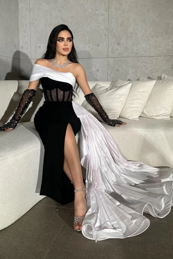 Black Short Slit Prom Dress With White Tail