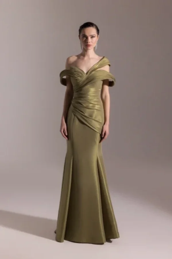 Strapless Off Shoulder Mermaid Sleeveless Prom Dress With Pleated