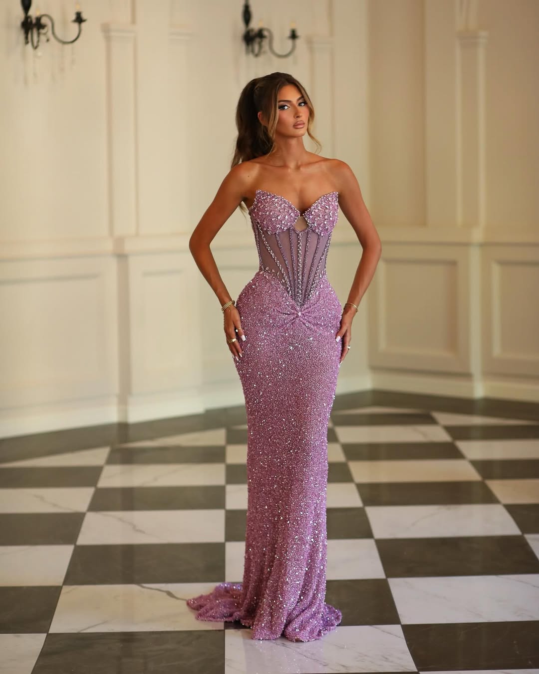 Sleeveless V-Neck Strapless Prom Dress With Beads