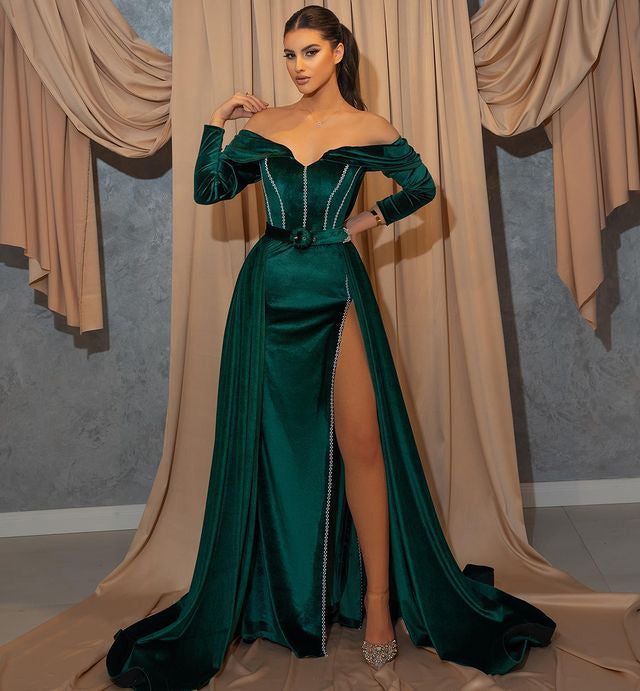 Dark Green Front Split Mermaid Sweetheart Prom Dress With Belts Long Sleeves