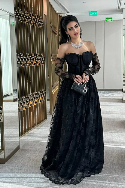 Black Long Sleeves Strapless Sweetheart Mermaid Lace Prom Dress