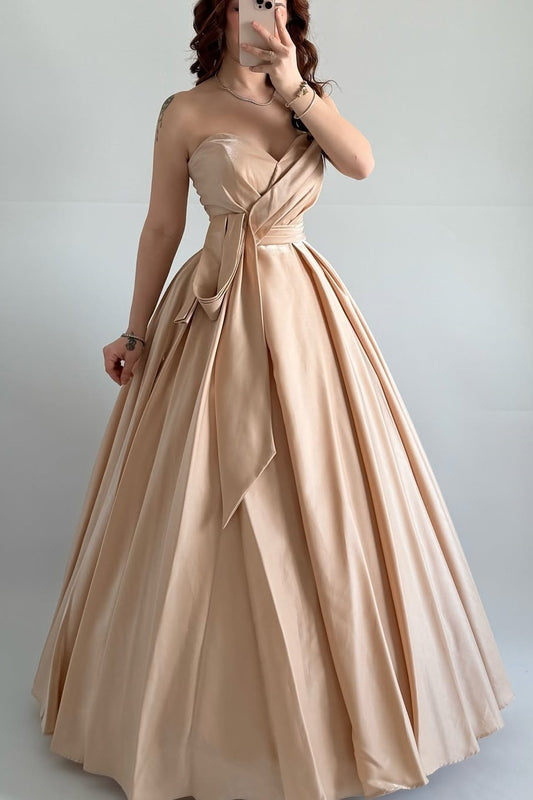 Sleeveless Strapless V-Neck A-Line Prom Dress With Pleated