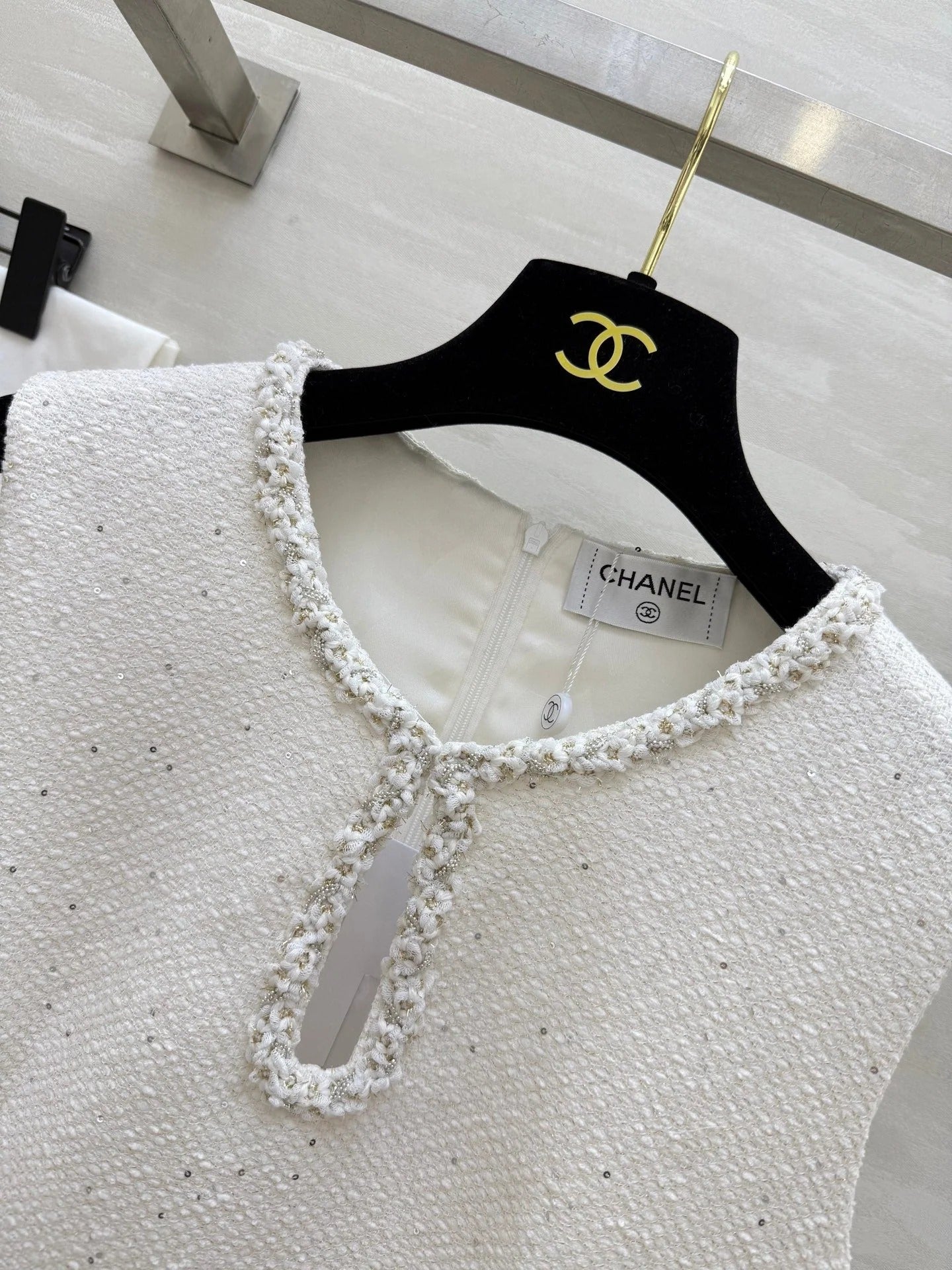 CHANEL SLEEVELESS WOOL DRESS STYLE 20