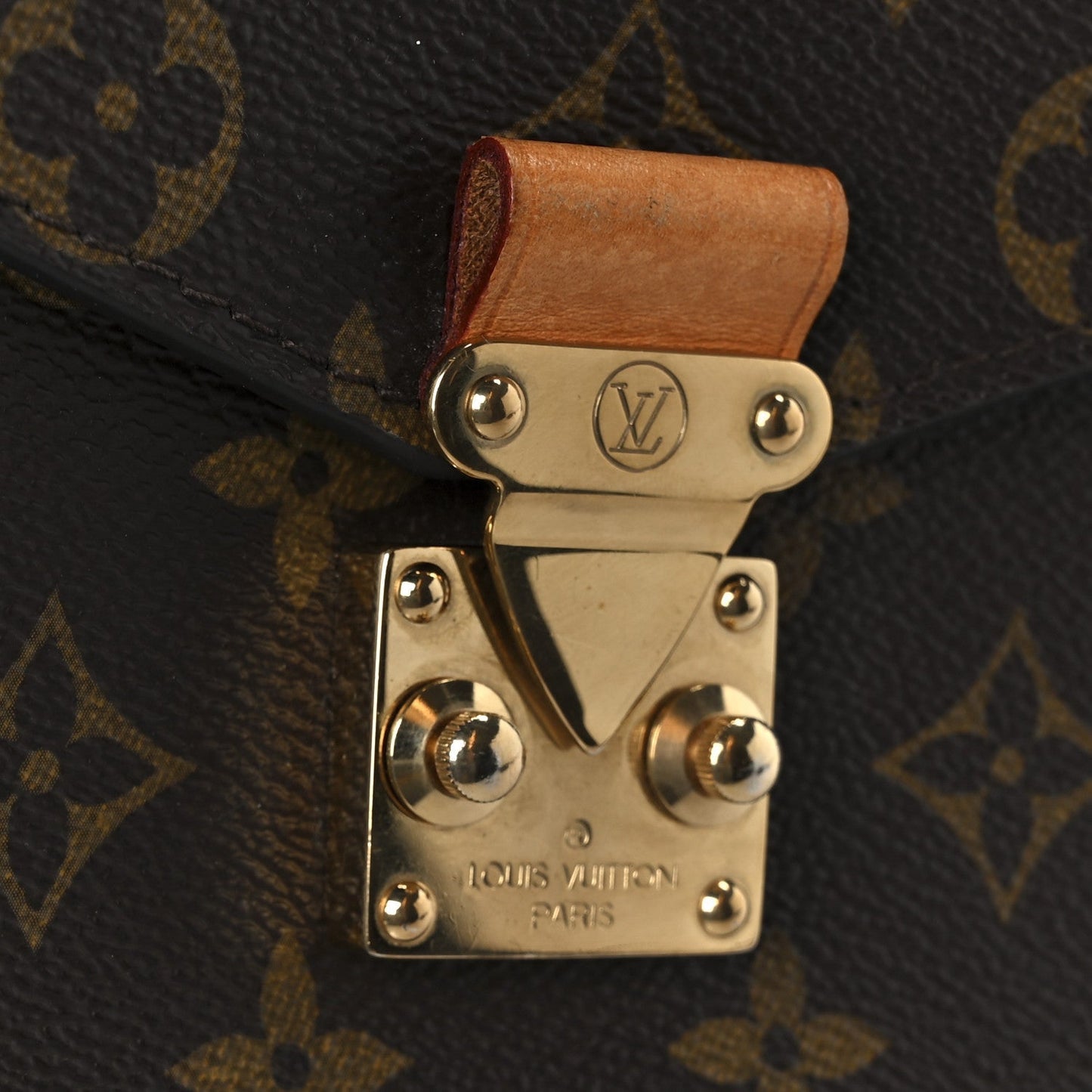 Monogram Pochette Metis