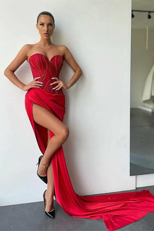 Red Sweetheart Sleeveless Prom Dress Mermaid Beadings With Slit