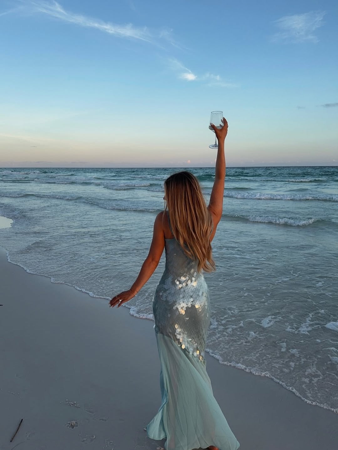 Fashionable Sleeveless Spaghetti Straps Long Evening Dress With Sequins