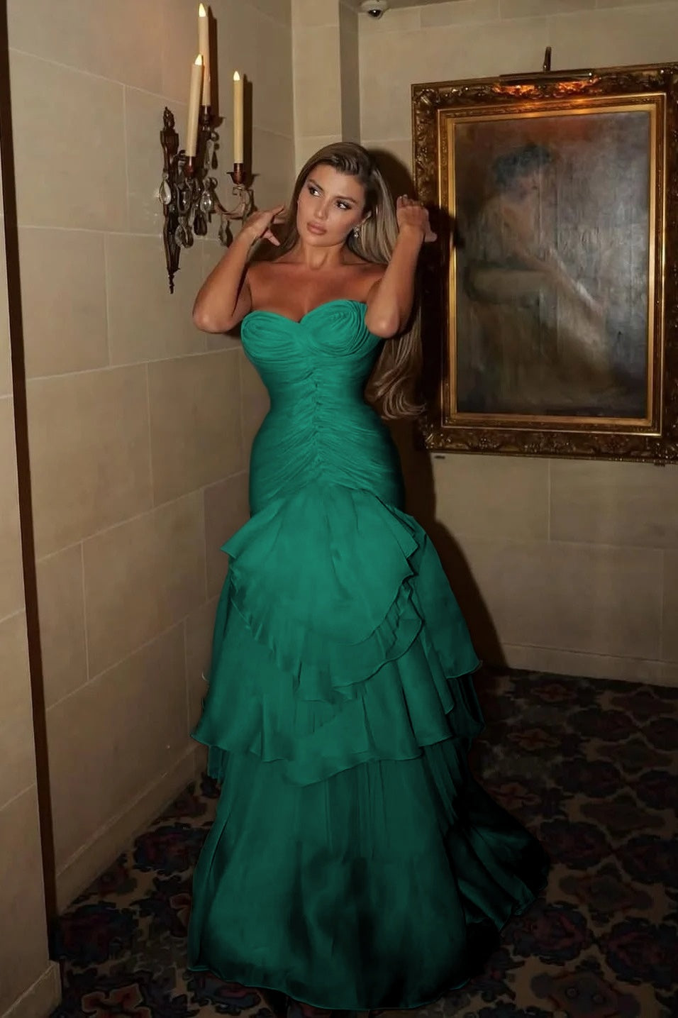 Chic Strapless Sleeveless Sweetheart Prom Dress With Pleated