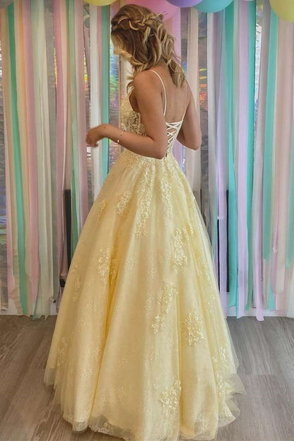 Spaghetti Straps Sweetheart Appliques  Evening Dress With Tulle