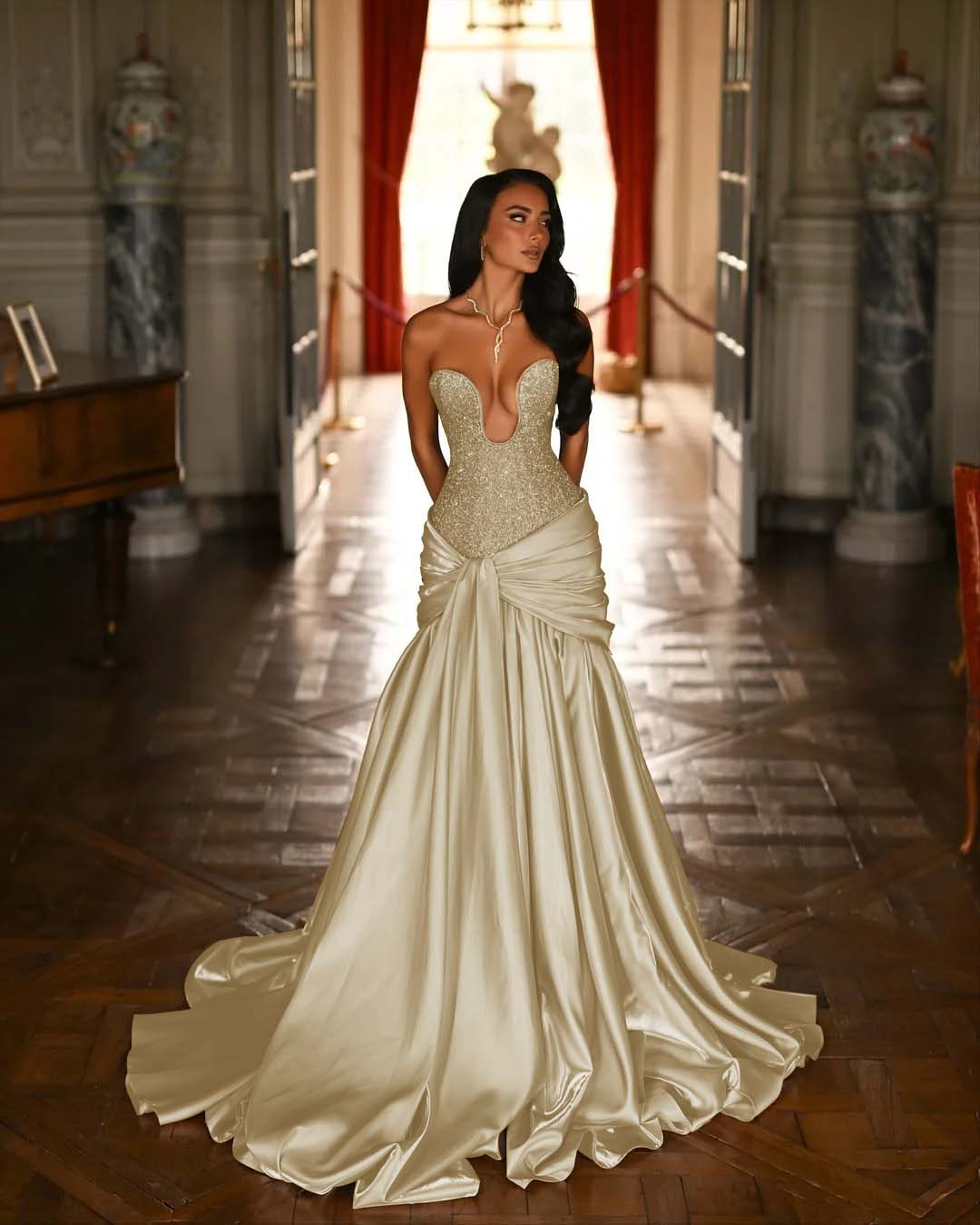 Sexy Sleeveless Deep V-Neck Strapless Long Prom Dress With Beaded Embroidery