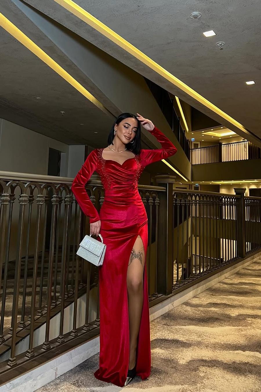 Amazing Red Velvet Long Sleeves Sweetheart Long Split Prom Dress with Beadings
