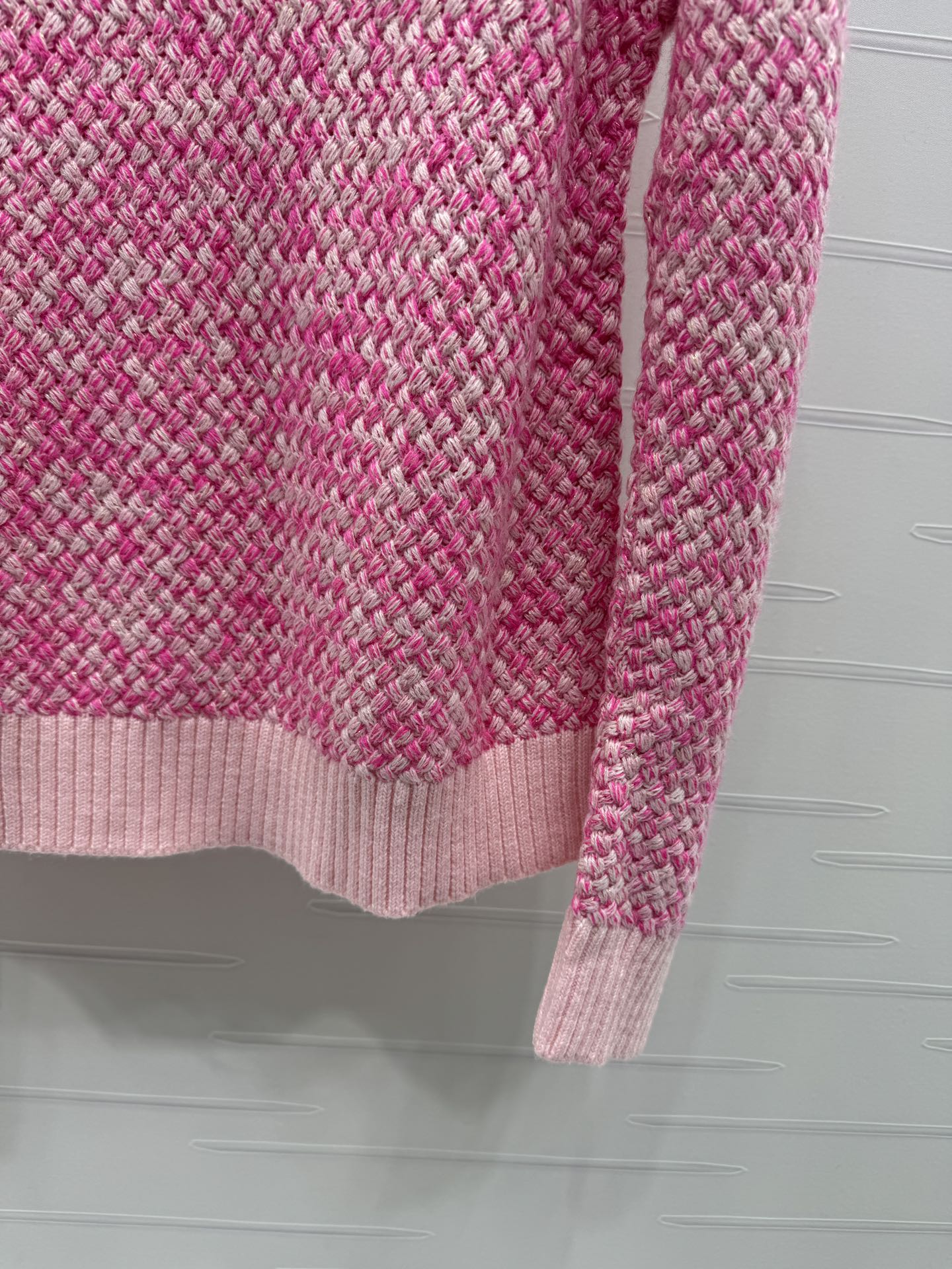 CC 25 Contrast Color Sweater 5 Brooch Pink Wool 305411