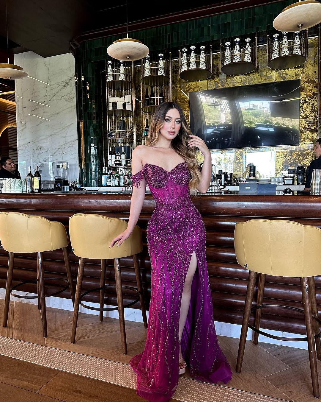 Sleeveless Strapless Sweetheart Mermaid Beads Embroidery Prom Dress