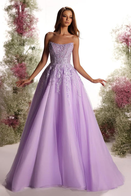 Beautiful Purple Tulle Sleeveless Strapless Applique A Line Prom Dress with Pleated