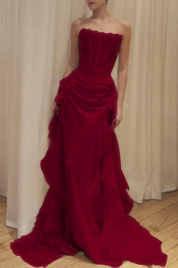 Elegant Ivory Strapless Evening Dress Sleeveless Lace with Train