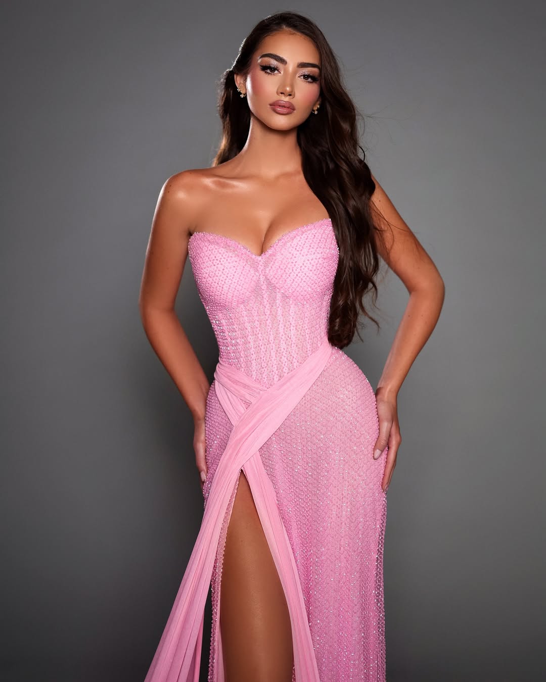 Fuchsia Sleeveless Strapless Beads V-Neck Prom Dress With Split