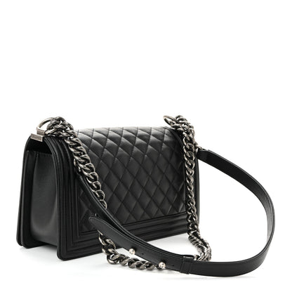 Caviar Quilted Medium Boy Flap Black