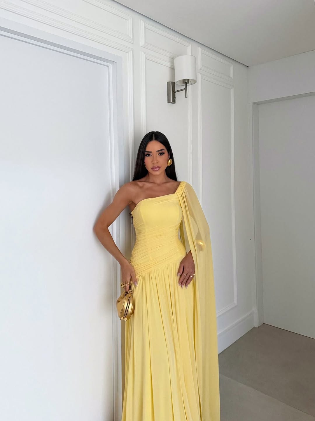 Stunning Yellow Sleeveless Tulle One-Shoulder Evening Dress
