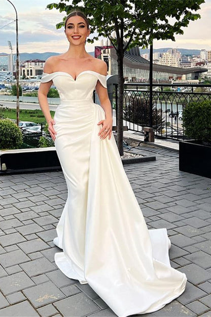 Off-The-Shoulder White Prom Dress Mermaid With Ruffles