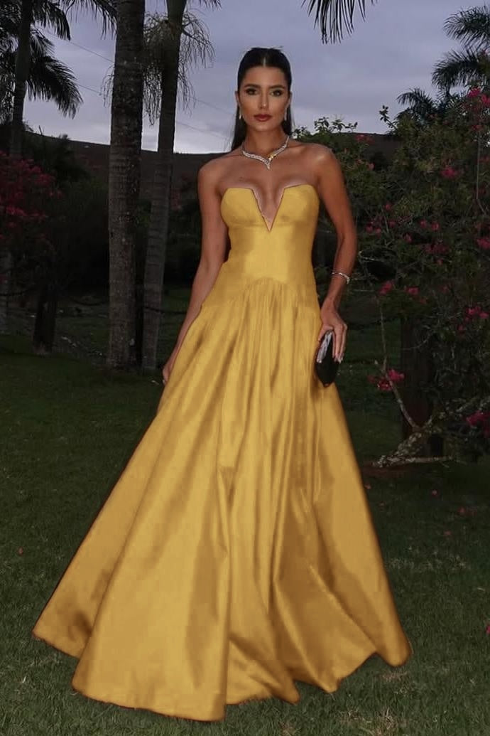 Sleeveless Strapless Deep V-Neck A-Line Prom Dress