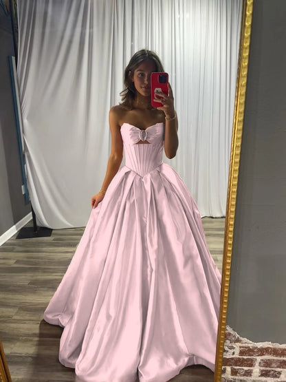 Elegant Sleeveless Strapless A Line Prom Dress With Pleated