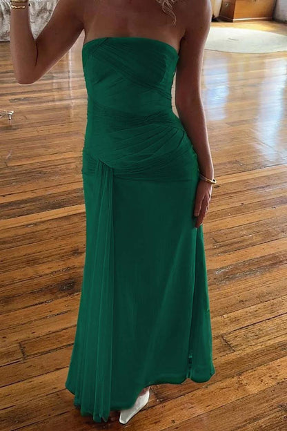 Chic Strapless Sleeveless Long Mermaid Prom Dress With Pleated