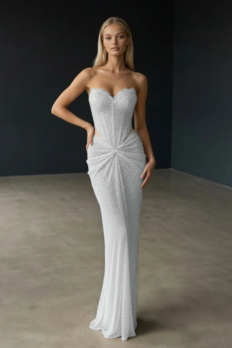 Gorgeous Sleeveless Sweetheart Fitted Evening Dress With Beading