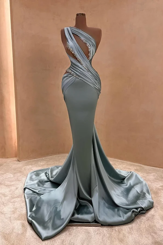 Sleeveless Halter Straps Beads Mermaid Pleated Prom Dress