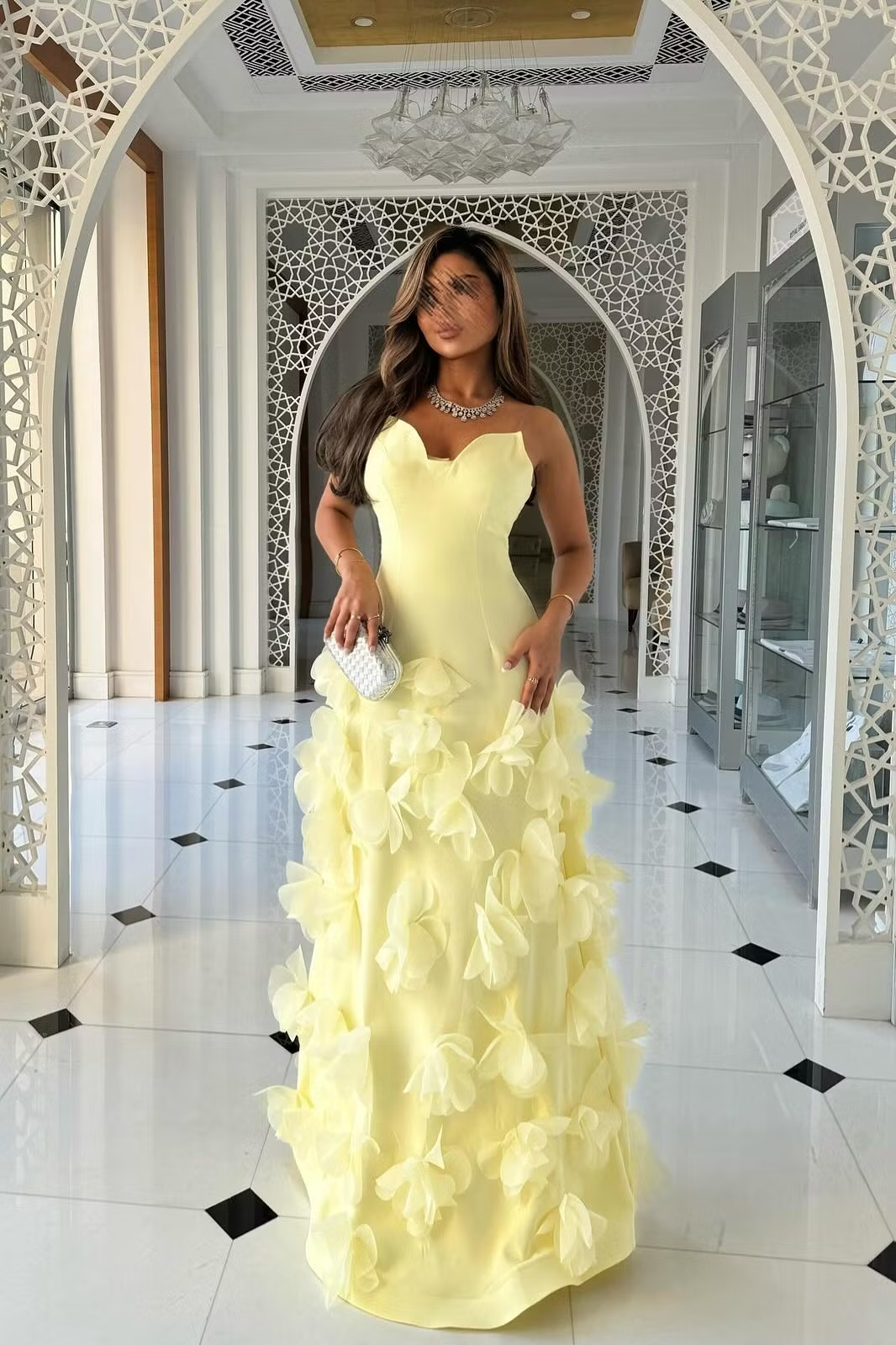 Daffodil Strapless Evening Dress Sleeveless Floor Length With Flower