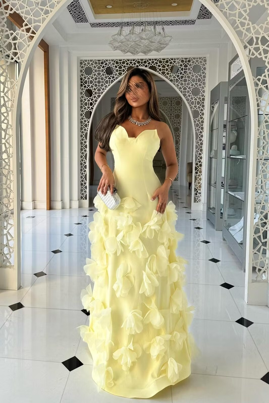 Daffodil Strapless Evening Dress Sleeveless Floor Length With Flower