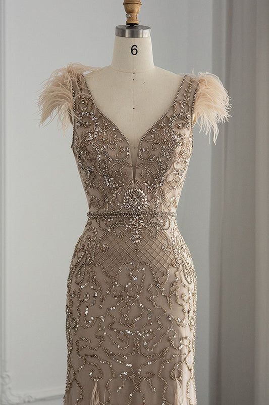 Luxury V Neck Mermaid Evening Dress Sheath With Feathers Appliques