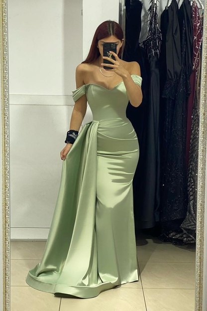 Green Sleeveless Off-Shoulders Sweetheart Mermaid Pleated Prom Dress