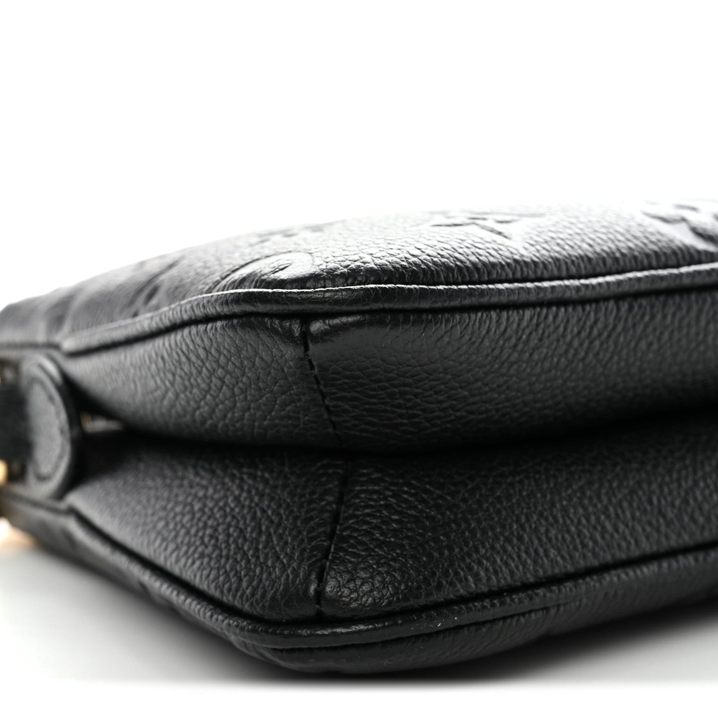 Empreinte Monogram Liv Pochette Black