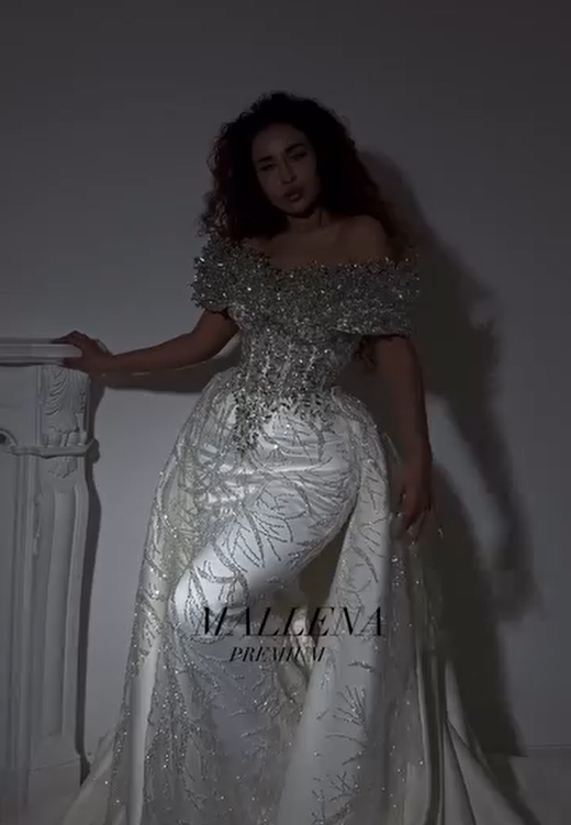 Luxurious Off-Shoulders Sleeveless Strapless Beads Sequins Mermaid Long Prom Dress