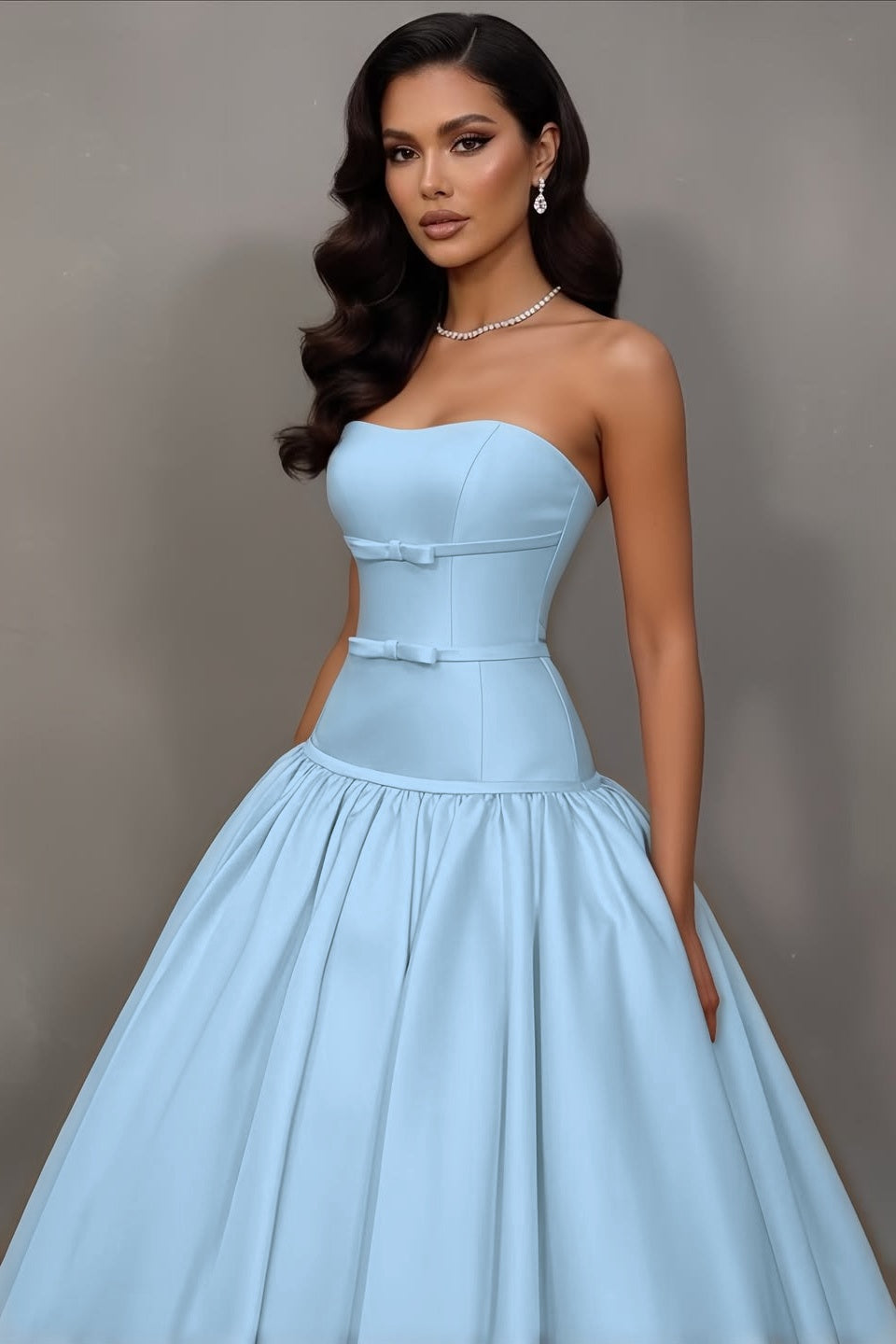 Stunning Sleeveless Strapless A Line Prom Dress With Bowknot