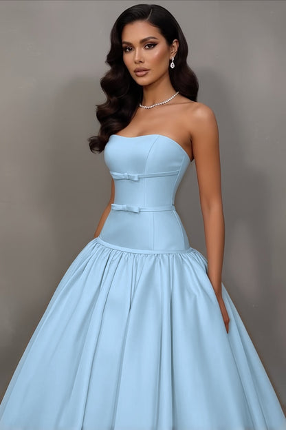 Stunning Sleeveless Strapless A Line Prom Dress With Bowknot