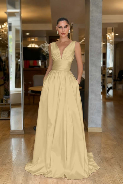 Chic Red Satin Spaghtti Strap Sleeveless V Neck Long Prom Dress with Pleated