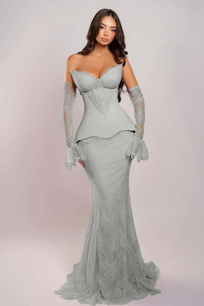 Elegant Pink Sleeveless V-Neck Strapless Lace Mermaid Prom Dress With Appliques