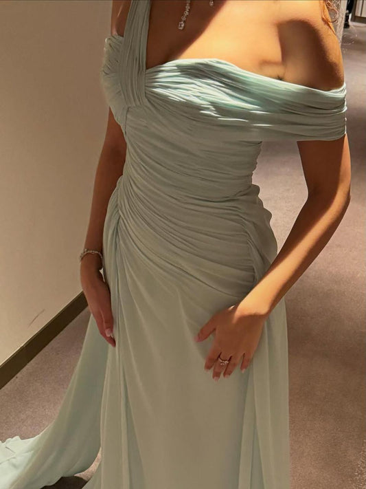 Elegant Sleeveless Off Shoulder Mermaid Pleated Prom Dress