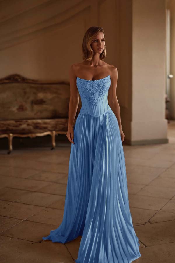 Exquisite White Satin Strapless Sleeveless Long Pleated Prom Dress with Applique